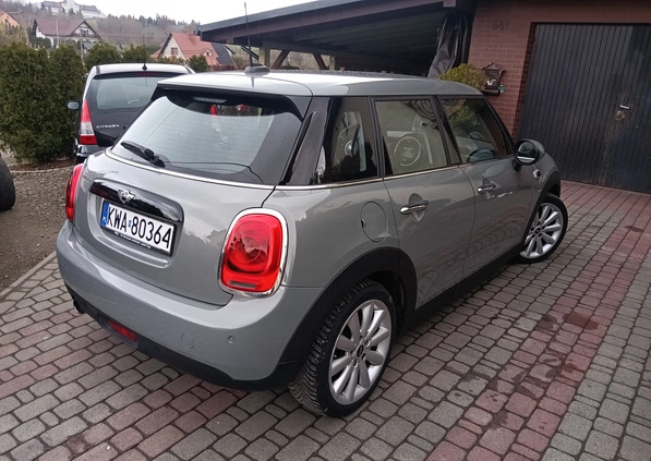 MINI Cooper cena 64700 przebieg: 67100, rok produkcji 2017 z Gołańcz małe 667